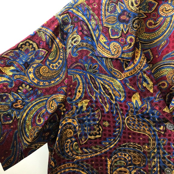 Fun patterned short sleeved button down! - Picture 2 of 6